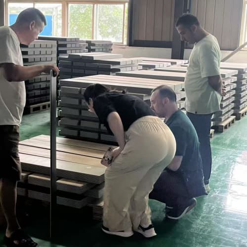 Customer factory inspection: Witness the expertise and strength of the SPC flooring factory